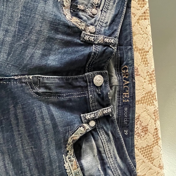 Gracie boot cut size 29 embroidered detailed jeans - Picture 5 of 5